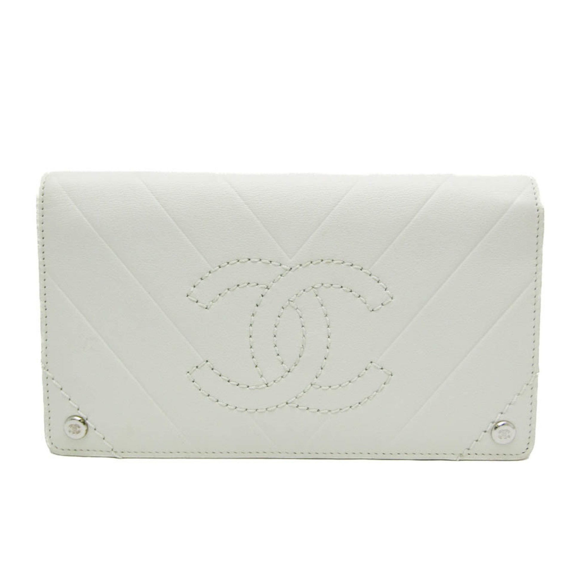 Chanel V-Stich White Leather Wallet 