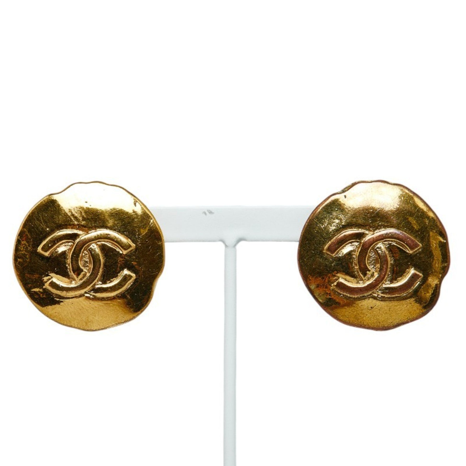 Chanel Cc Gold Gold Plated Earring 