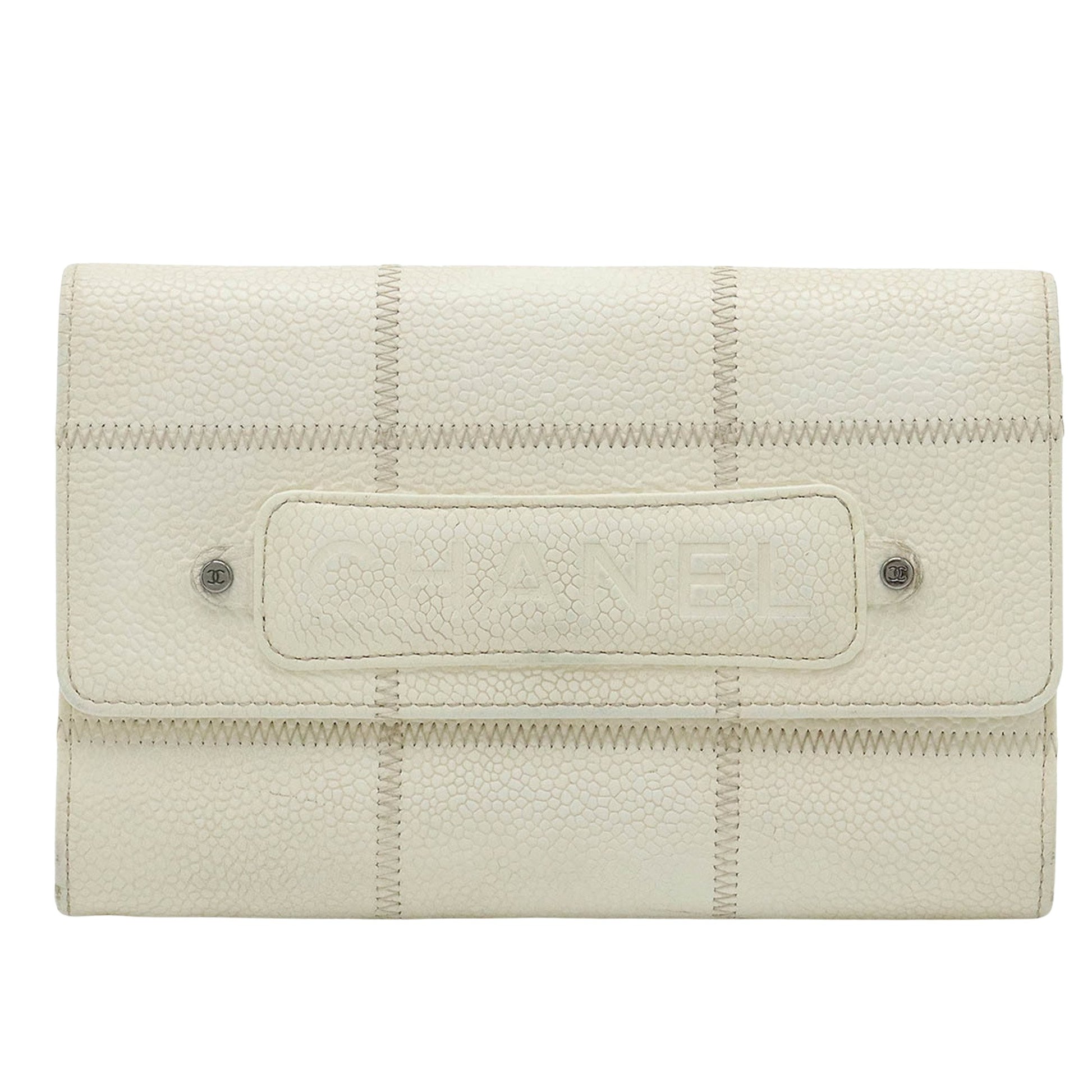 Chanel square stitch White Leather Wallet 