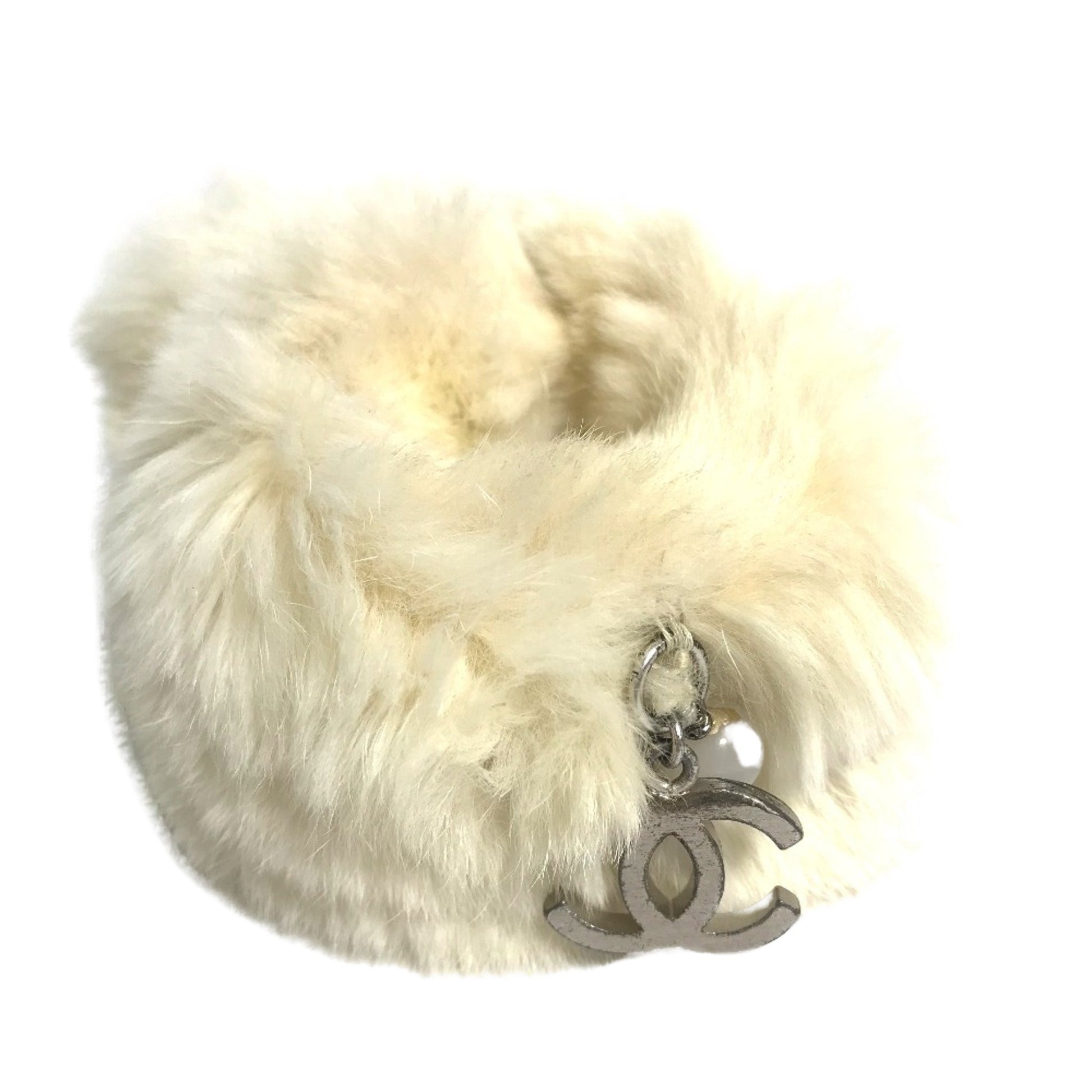 Chanel Coco Mark White Fur Scarf 