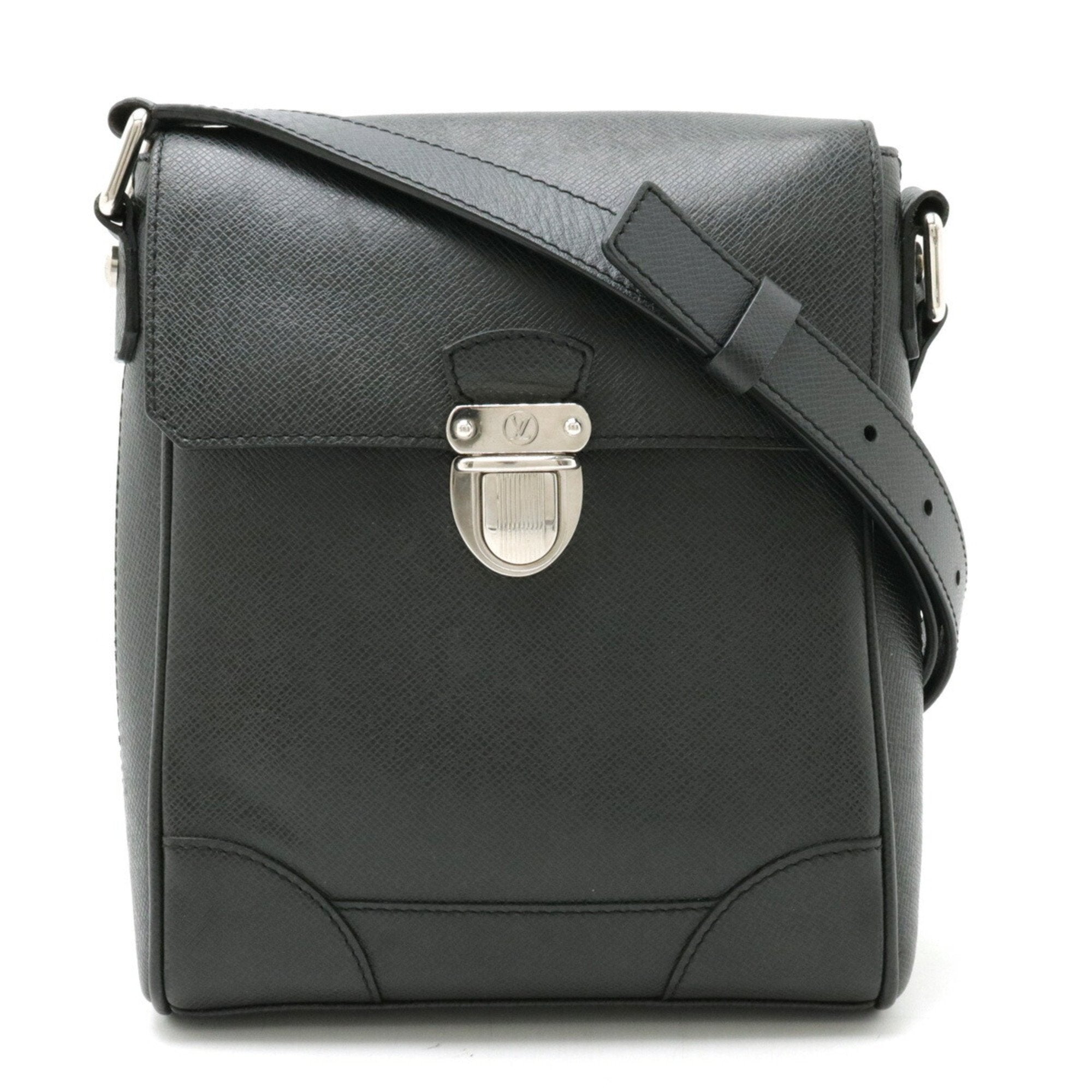 Louis Vuitton Taiga Black Leather Shoulder Bag