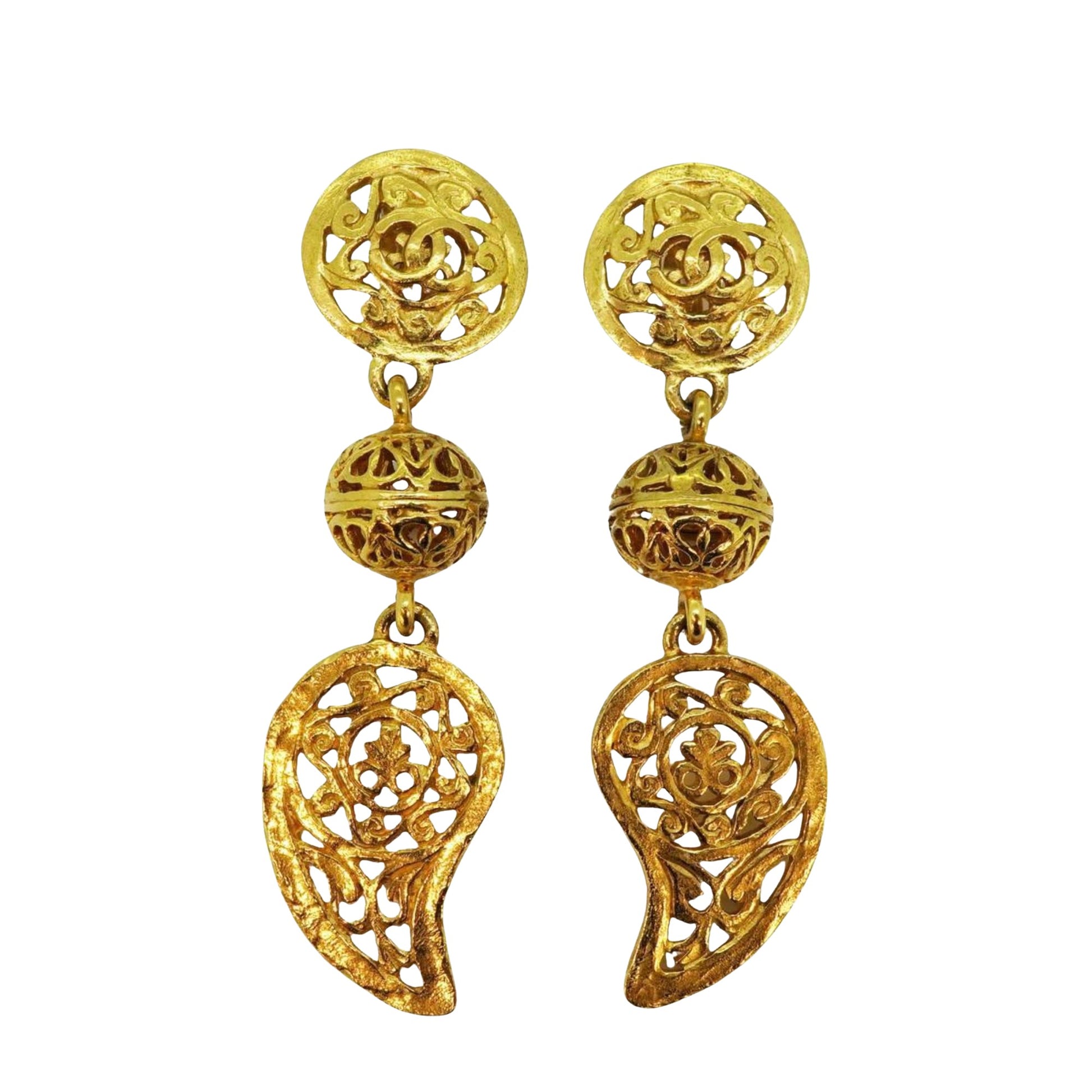 Chanel boucles d'oreilles Gold Gold Plated Earring 