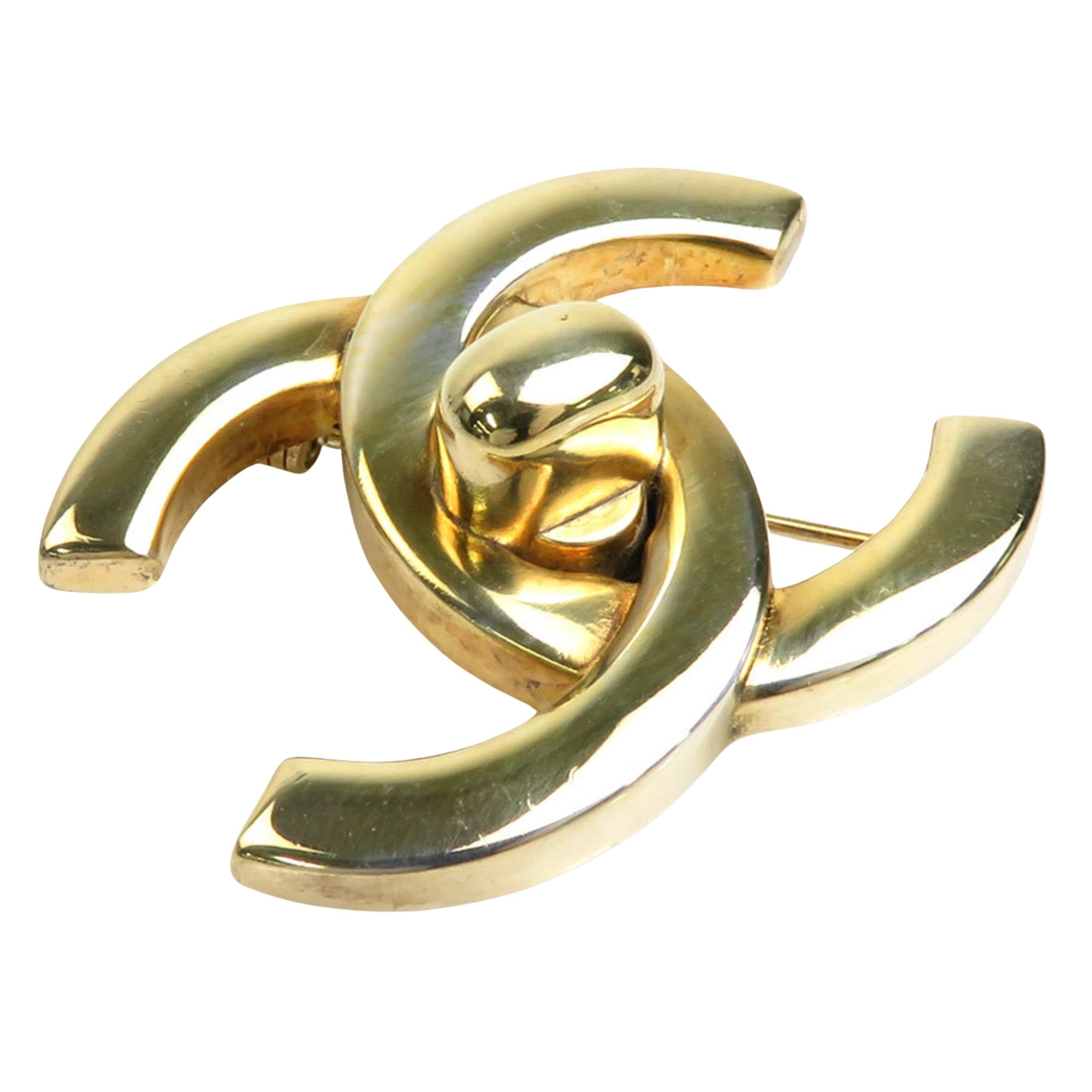 Chanel Quilted Gold Metal Brooch 