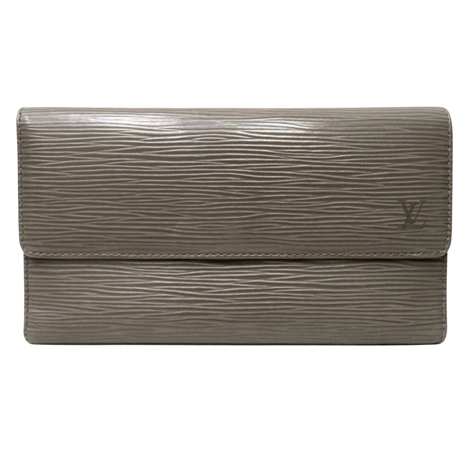 Louis Vuitton International Grey Leather Wallet 